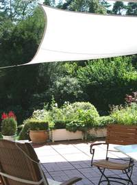 Voile ombrage rectangulaire 4 x 3 m en polyester ivoire - Stores  imperm�abilis�s avec kit de fixation