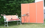 Paravent avec pieds combi au jardin